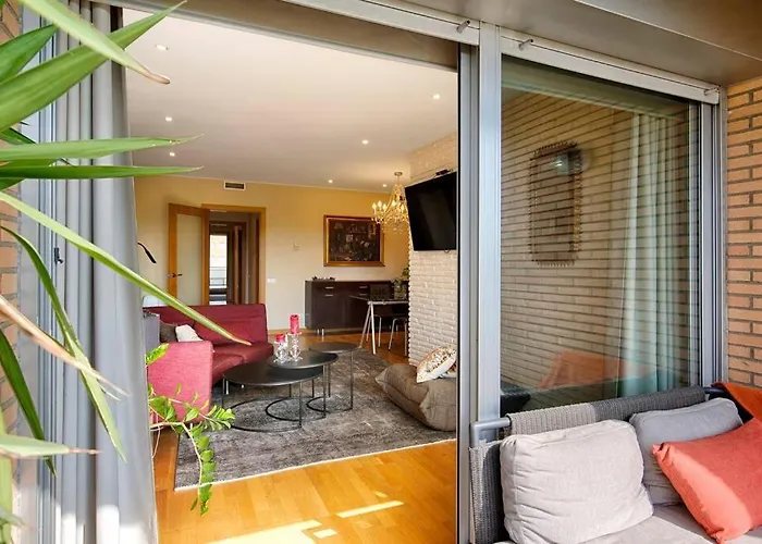 דירה Great And Seaside Flat ברצלונה